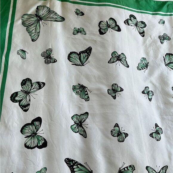 Butterfly Print Scarf with Green Border Summer Spring Twilly - Picture 3 of 6